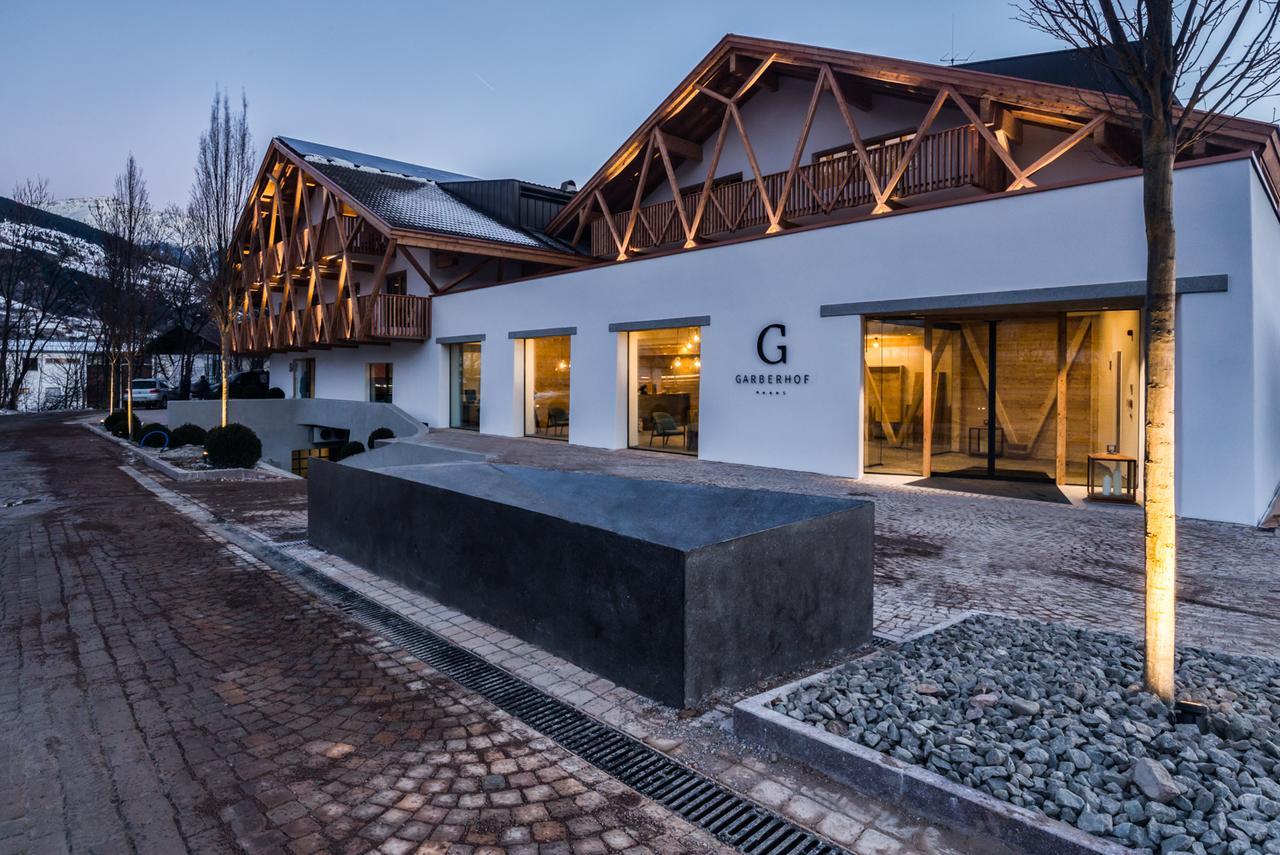 Hotel Garberhof Malles Venosta Exterior foto